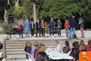 La alcaldesa destaca el papel que juega la mujer en uno de los actos organizados con motivo del 8 de Marzo - (foto 4)